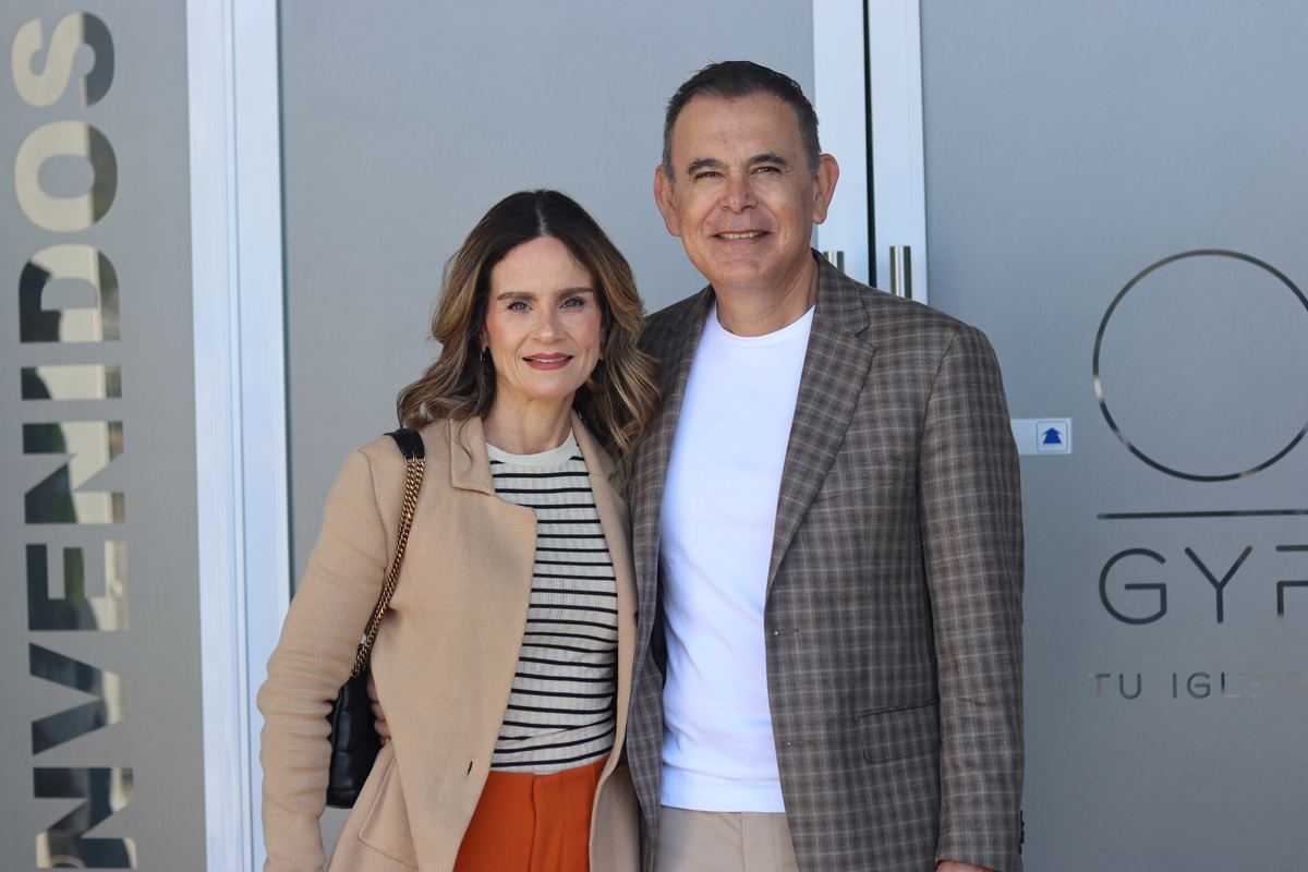Pastores Sofía y Ebrahim Carcur